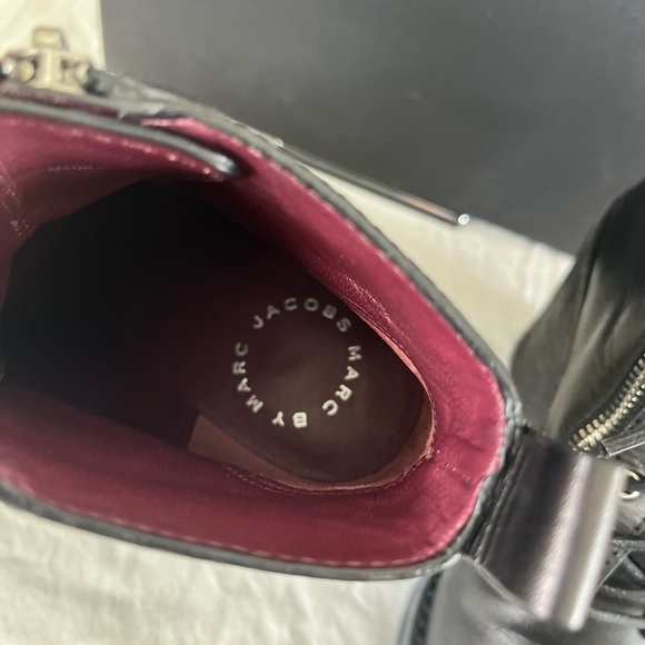 ♥️ Marc By Marc Jacobs blk wedge zip booties size 7 - Picture 6 of 11